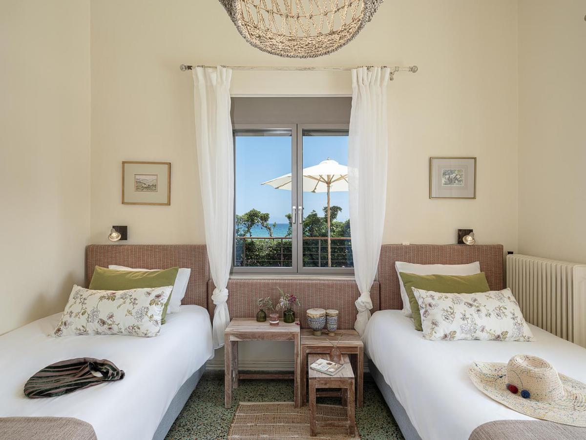 Вилла The House By The Sea Като-Даратсо Экстерьер фото